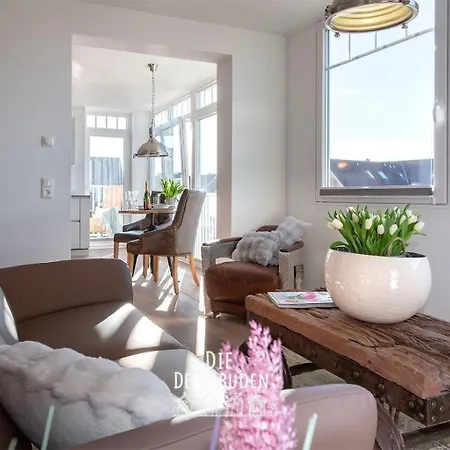 Studio-8 Apartment